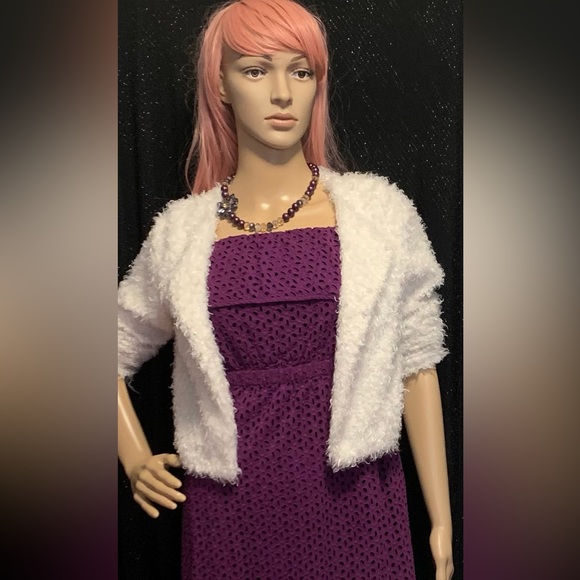 Purple eyelet lace summer dress with adjustable tie up straps - Picture 10 of 16